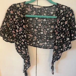ILLA ILLA floral tie crop top